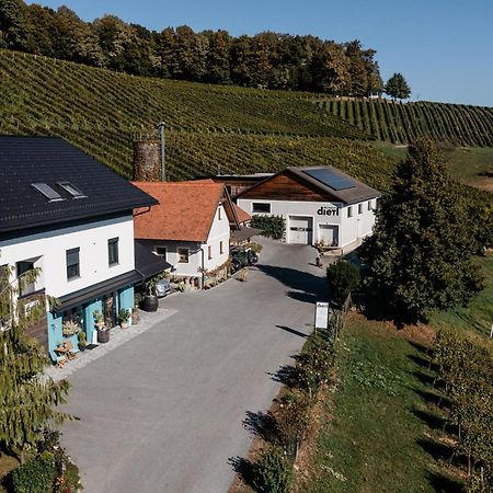 Winzer Suite - Weingut Dietl Riegersburg Exterior foto