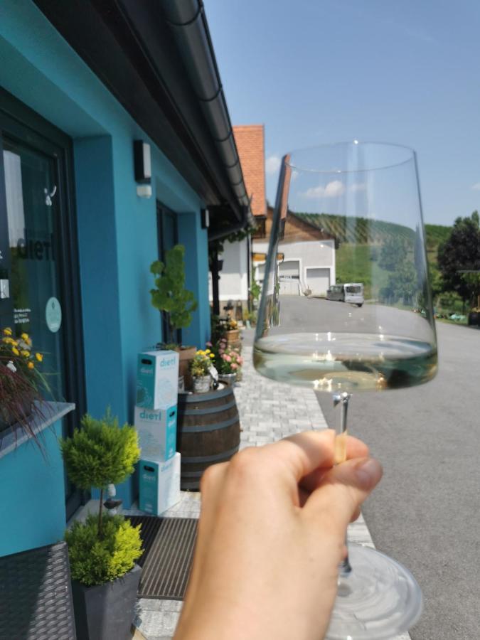 Winzer Suite - Weingut Dietl Riegersburg Exterior foto